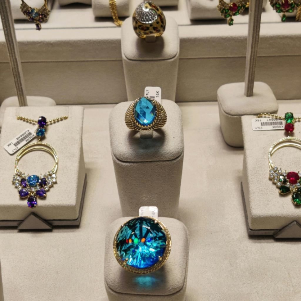 Gems Shop Shyamnagar