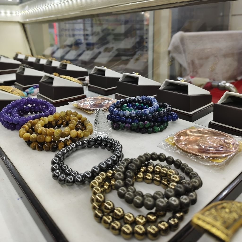 Gemstone Shop in Sodepur