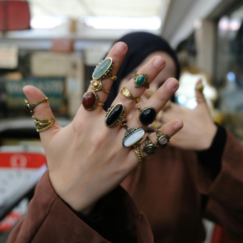 Gemstone Shop in Uttarpara