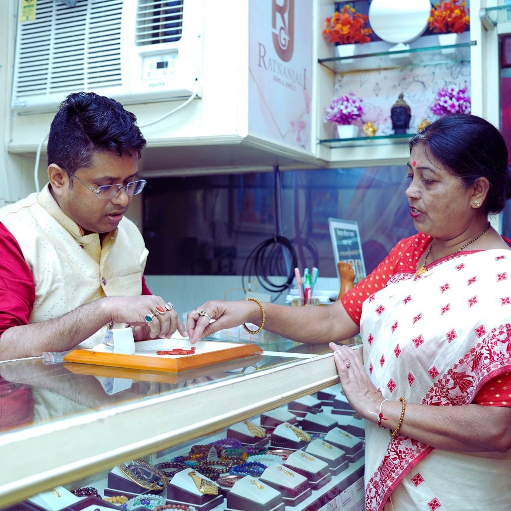 Gemstone Shop in South Kolkata