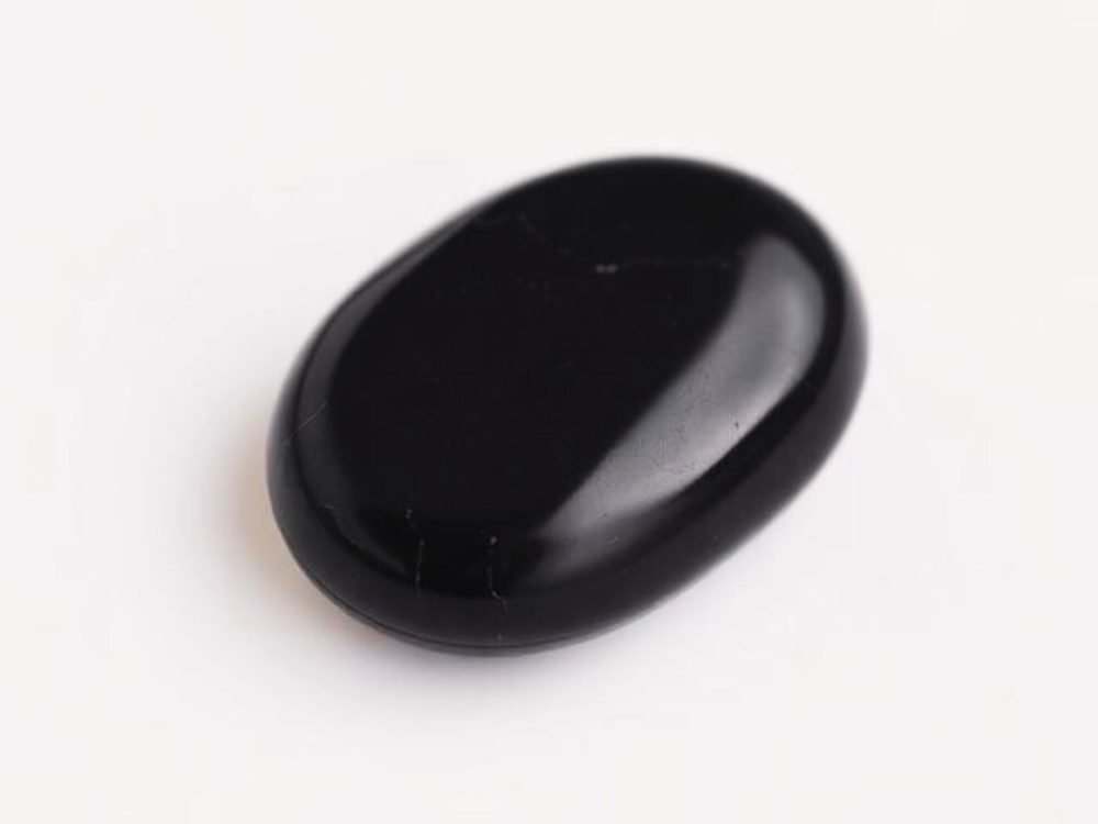 black hakik stone